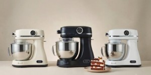 מבצע חגיגי לראש השנה: רוכשים מיקסר CHROMEX CHEF ומקבלים במתנה מכשיר להכנת פיצה בשווי 599 שקלים מיקסרים של CHROMEX CHEF. צילום: יח