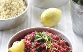 סלט סלק חם ובורגול - גם תוספת, גם ארוחה וגם מעולה לקחת לעבודה