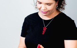 טיפול מרחוק - רחוק מטיפול? / מיכל אברהם מיכל אברהם. צילום: שמרית בנימין