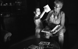 הצלם פבל וולברג מציג תערוכה חדשה במוזיאון הנגב לאמנות צילום של הצלם פבל וולברג