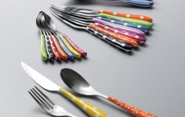 איך שומרים על הסכו''ם? המדריך המלא הישראלים נחשבים למאבדי סכו''ם כרוניים. צילום: bugatti studio