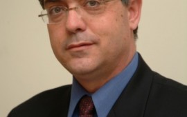 סדר ט''ו בשבט: מסורת עתיקה שנולדת מחדש/ הרב מאיר אזרי הרב מאיר אזרי, יו