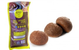 חברת "ביכורים מזון ומאפה" מציעה ליהנות מ"לחמניות פשתן" טריות ודלות מאוד בפחמימה, ללא נקיפות מצפון ביכורים מזון ומאפה - לחמניות פשתן. צילום - אייל קרן