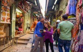 ליצור זכרונות משותפים ביום המשפחה - סדנת צילום להורה ולילד צילום: סטודיו הראל לצילום