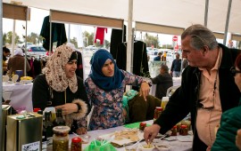 לאור התלהבות הקהל הוארך בשבוע "שוק שוקראן" בפסטיבל דרום אדום צילום: סאלי פטל