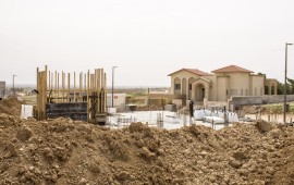 המועצה המקומית "מיתר" מתפתחת - בונים לילדים החוזרים צילום: חיים אוחיון