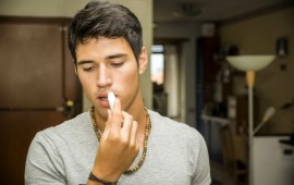 כיצד ניתן ליצור חיוך מושלם בעזרת שפתים בריאות ומלאות צילום: יח