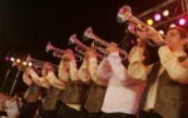 "פסטיבל מהסרטים" trumpets_Festival_Kfar_Sava_small