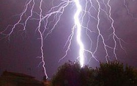 מדריך לנפגעי מזג האוויר: את מי לתבוע? /עו"ד ורד כהן ורענן בר– און