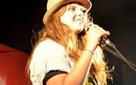 דפני ליף תקבל אות הוקרה - על פעילותה במדיה החדשה