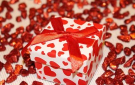 הפריטים הקטנים שישלימו וירימו את העסק הקטן שלכם אריזות למתנות. צילום: pixabay