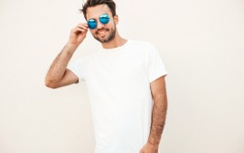 ארבעת הטיפים הנחוצים בבחירת משקפי שמש לגבר קרדיט תמונה FREEPIK