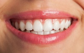 השתלת שיניים: מהם היתרונות והאתגרים ? קרדיט לתמונות FREEPIK