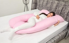 8 סיבות טובות להשתמש בכרית הריון והנקה לאורך ההיריון ולאחר הלידה קרדיט תמונה יח