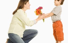 רעיונות למתנה לאמא היקרה פרחים בפתח תקוה