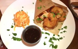 "מטבח לילה" המטבח הכי שמח בעיר ״שרימפס״ במטבח לילה. צילום:שרי כהן